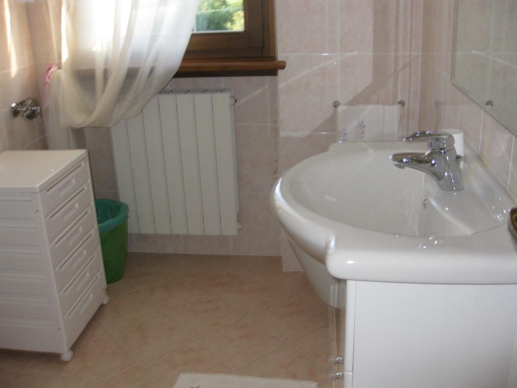 B&B Garden Solto Collina Екстер'єр фото