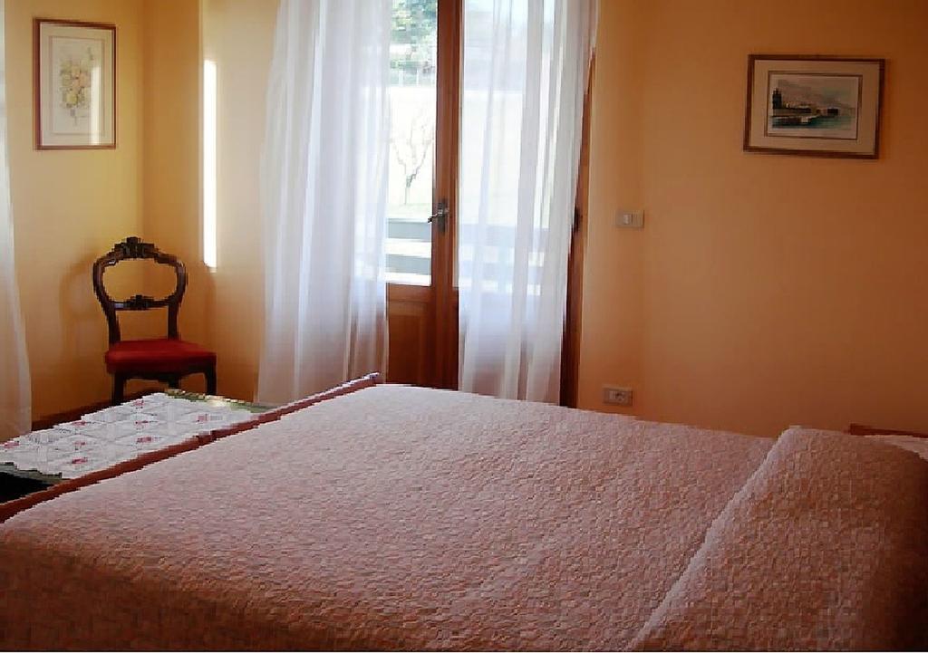 B&B Garden Solto Collina Екстер'єр фото