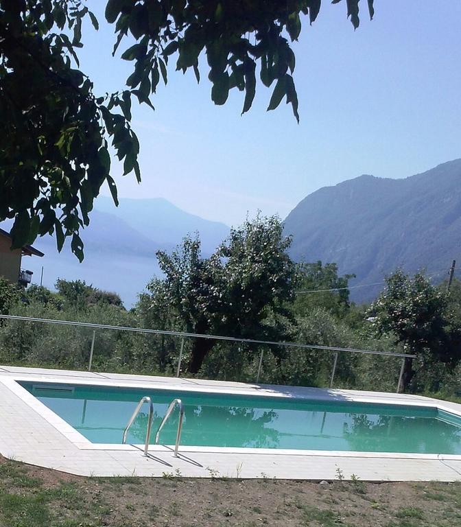 B&B Garden Solto Collina Екстер'єр фото